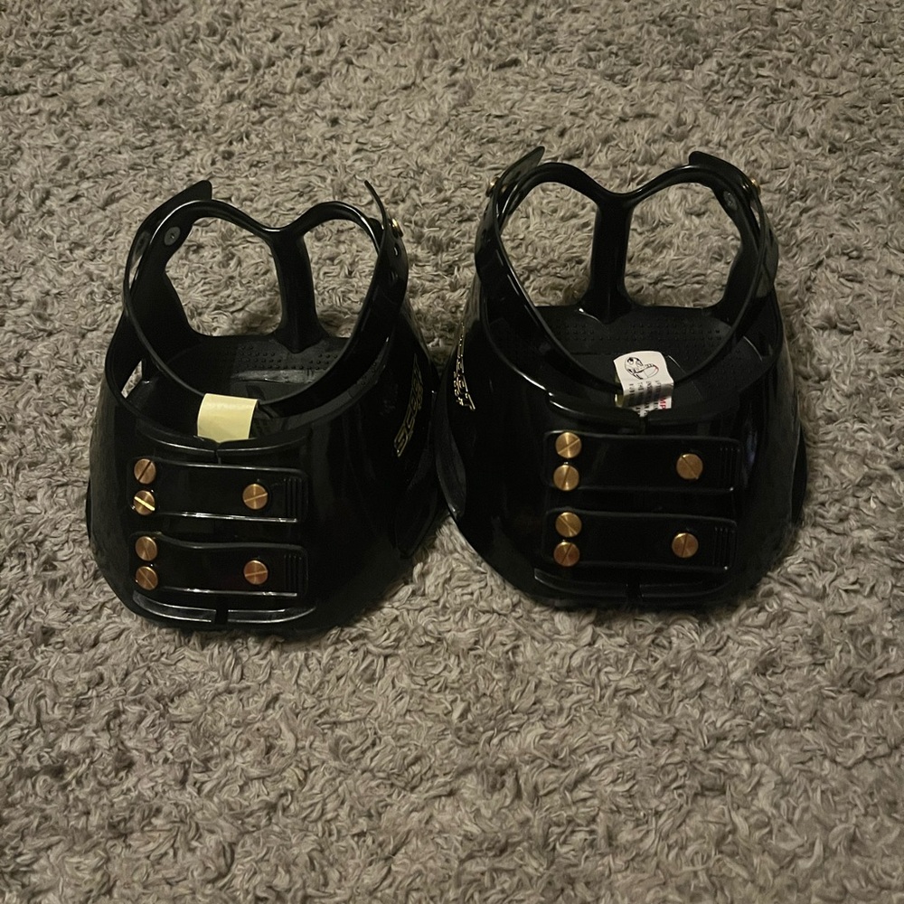 BRAND NEW Size 8 Scoot Boots